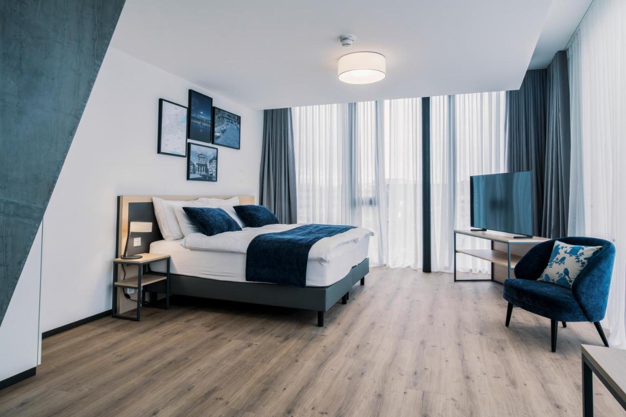 Yparc Hotel อีแวร์ดง-เล-แบ็ง ภายนอก รูปภาพ